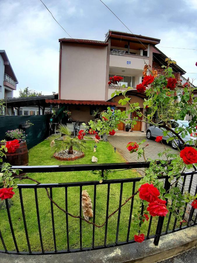 Apartment Jonoski Ohrid Bagian luar foto